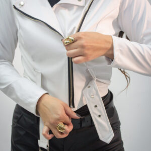 Jaqueta Cropped em Leather Touch – White Edition