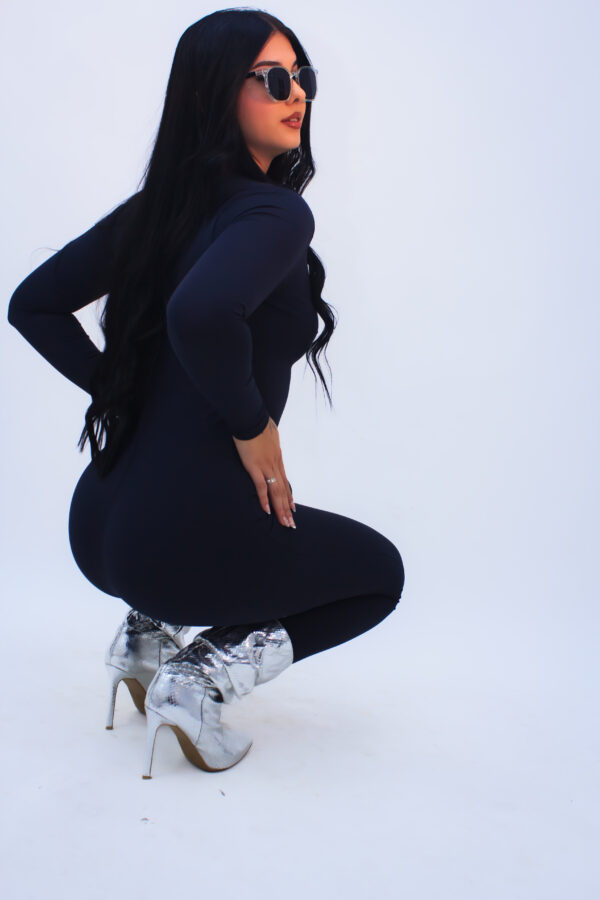 Macacão Bodycon Luxe em Poliamida – Manga Longa - Image 2