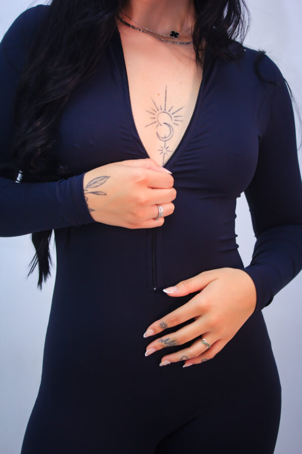 Macacão Bodycon Luxe em Poliamida – Manga Longa - Image 3